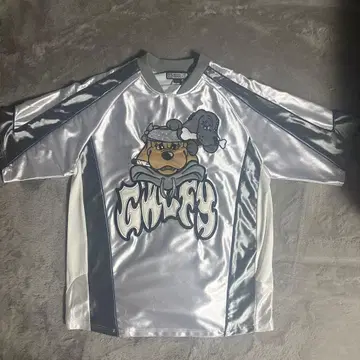 갈피 병에 시달리는 사이버 T셔츠