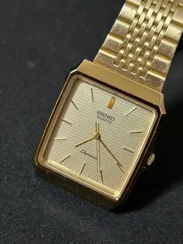 세이코 크로노스 9021. HGC 케이스 골드 가동 중