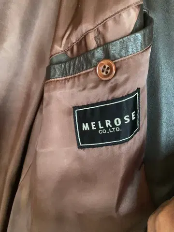 MELROSE 다크 브라운 가죽 코트