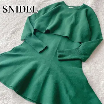 SNIDEL 플레어 스커트 셋업 니트 그린