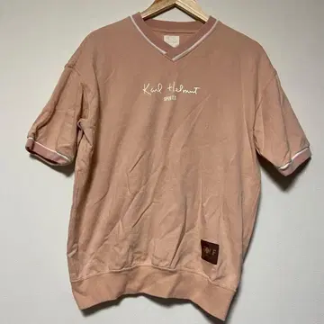 칼 헬무트 핑크 니트 M 반팔 티셔츠