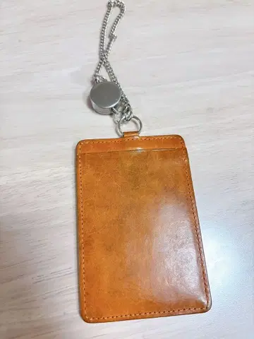 Dakota 브라운 가죽 패스 케이스