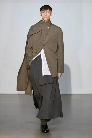 [ UJOH ] 사이드 벨트 슬랙스