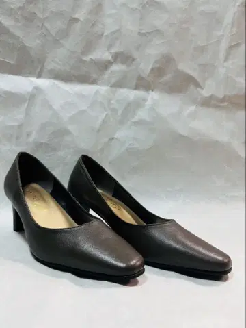 doruche 펌프스 미사용 일본제 24.5