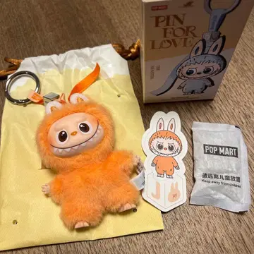 THE MONSTERS PIN FOR LOVE 시리즈 봉제 인형 펜던트