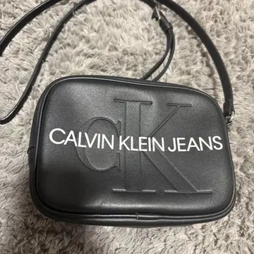 캘빈클라인 숄더백