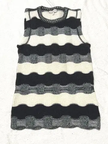 랄프 로렌 40 슬리브리스 니트 베스트 블랙 화이트 그레이