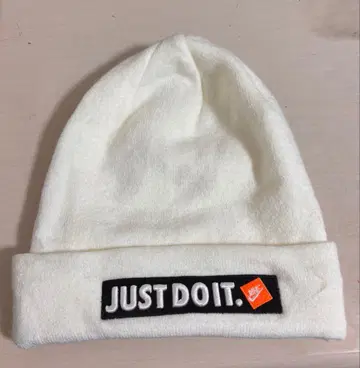 NIKE 화이트 비니 니트 모자 [ 인기 ]