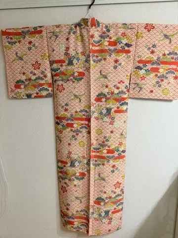 핑크 계열 꽃무늬 코몬 기모노