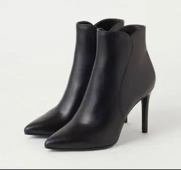다이애나의 숏부츠. Diana short boots.