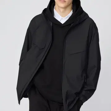 UNIQLO x Clare Waight Keller