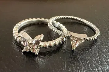 아쉬페 프랑스 나비 모티브 실버 컬러 스톤 부착 반지 세트 10호