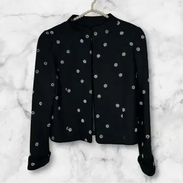 엠즈 그레이시 노카라 자켓 꽃무늬 올 패턴 블랙 9 스탠드 카라