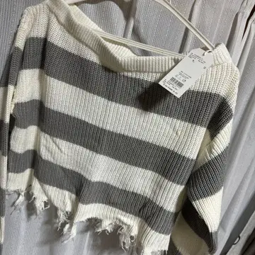 GYDA 스트라이프 니트탑 F 사이즈 그레이 화이트