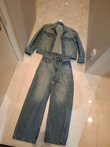 GU 데님 자켓과 팬츠 세트