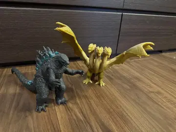 고질라 킹기도라 피규어 세트