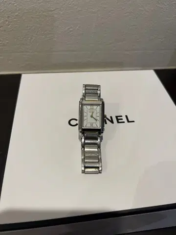 CITIZEN 실버 직사각형 시계