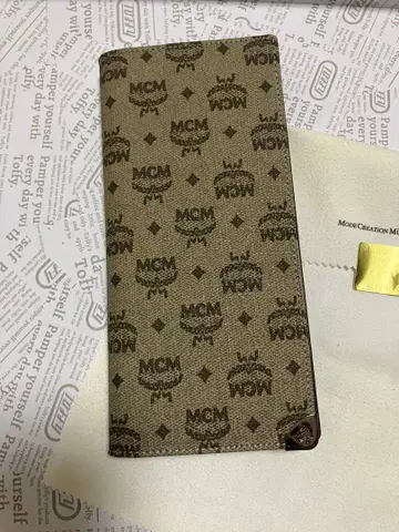 새상품 MCM 장지갑 동전 지갑 없음