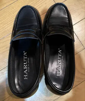 HARUTA 블랙 로퍼