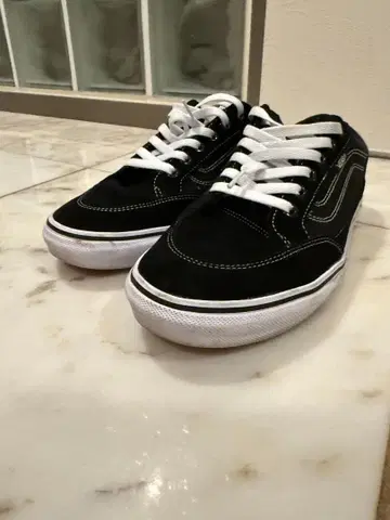 VANS 블랙 스니커즈 V351/US9 (27.0cm) 베어캣 모델
