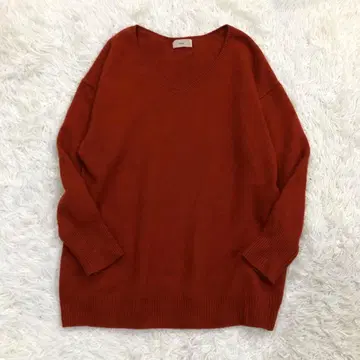 이에나 캐시미어 울 실크 V넥 루즈핏 오버 레드 풀오버