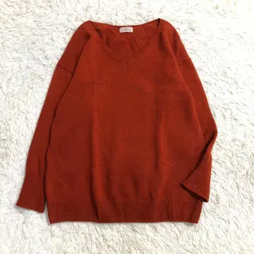 이에나 캐시미어 울 실크 V넥 루즈핏 오버 레드 풀오버