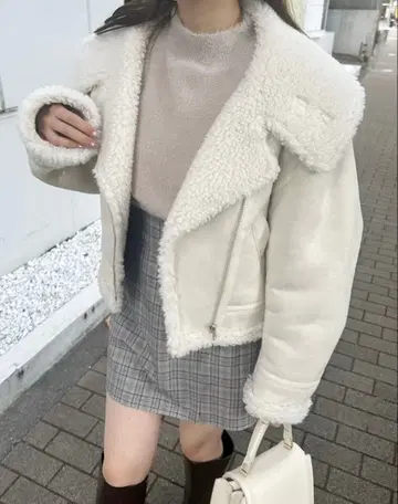 무스탕 코트 머큐리 듀오 M 사이즈