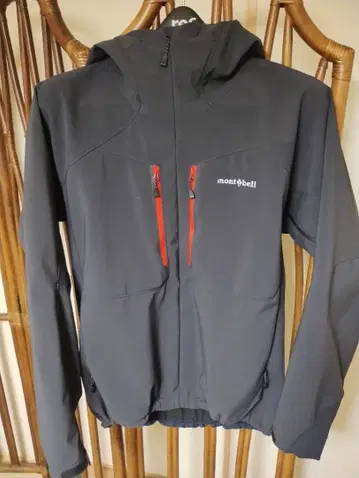 몽벨 파우더 쉘 후드티 마운틴 후드티