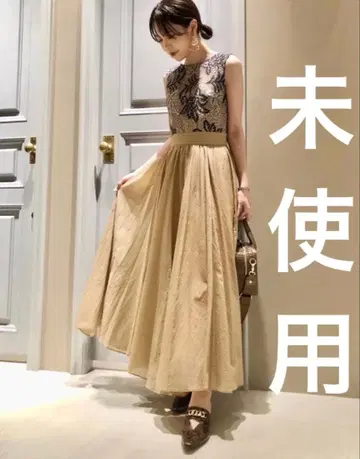 릴리 브라운 바이컬러 플라워 레이스 원피스