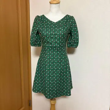 titty&Co. 꽃무늬 반팔 A라인 원피스