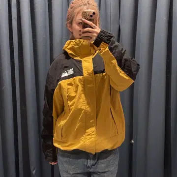 미사용 새상품 퍼스트다운 자켓 바이컬러 아웃도어계 M 사이즈