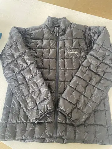 몽벨 블랙 다운 자켓 S