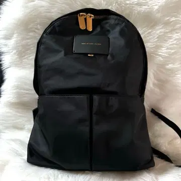 마크제이콥스 백팩 나일론 골드 금장 장식