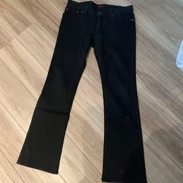 d.k.f. 블랙 데님