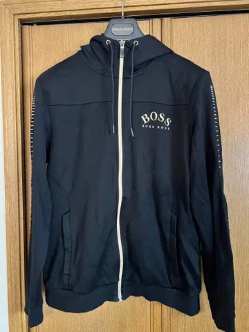 BOSS 블랙 풀 집업 후드티
