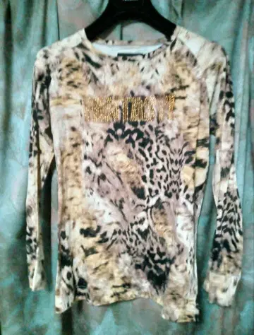 Dress Camp 리얼 표범 무늬 큐빅 티셔츠