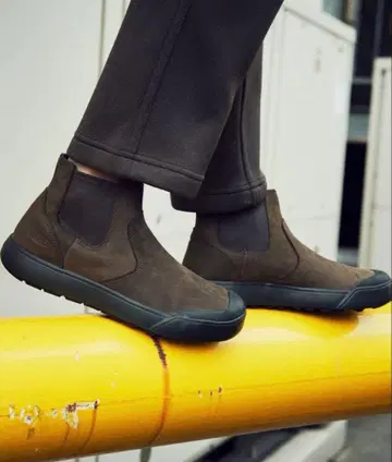 KEEN 브라운 사이드 고어 부츠 24.5