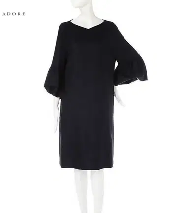 어도어 울 암젠 원피스