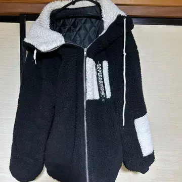 SUPERDRY 플리스 자켓 블랙/화이트