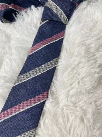 새상품급 HUGO BOSS 휴고보스 넥타이 스트라이프 고급 실크 100%