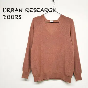 어반 리서치 도어스 V넥 니트 상의