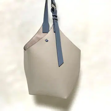 나노 유니버스 원 핸들 숄더백 A4