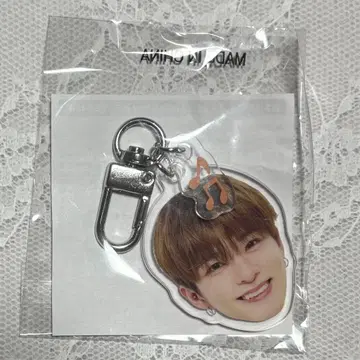 TREASURE PULSE ON 희로애락 얼굴 아크릴 키링 아사히 락