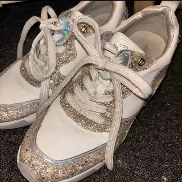 DIANA 슬림 레그 힐업 스니커즈 6cm 24cm 통굽 큐빅 화이트