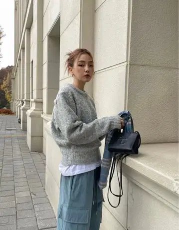 BLACKUP 믹스 컬러 라운드 니트 스웨터