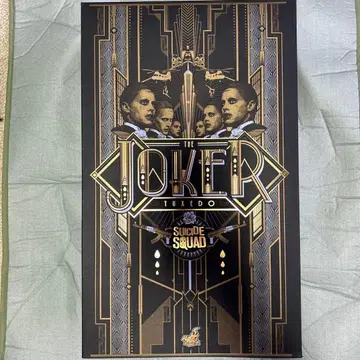 핫토이즈 수어사이드 스쿼드 조커 (턱시도 버전)