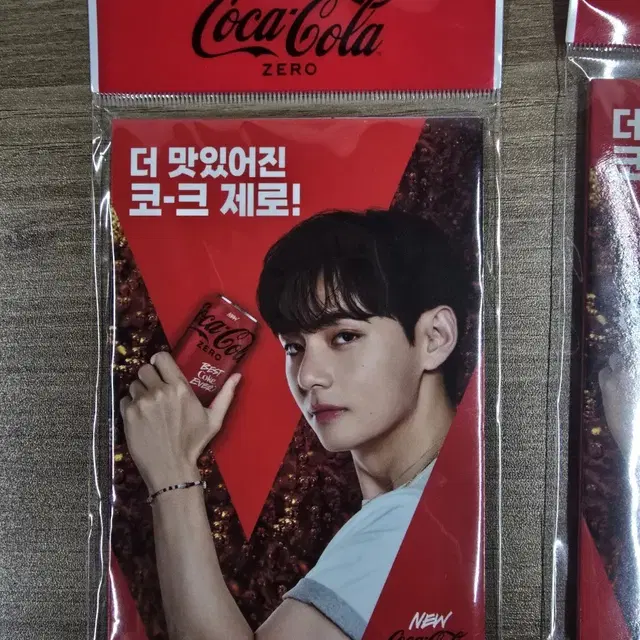 방탄소년단 bts 뷔 코카콜라 아코디언북