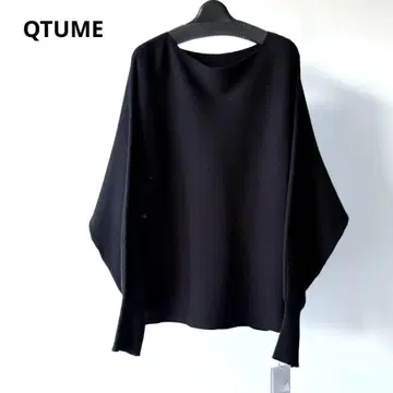 새상품 QTUME 보트넥 리브 니트 블랙