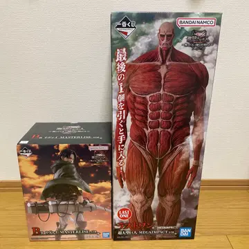 진격의 거인 피규어 세트