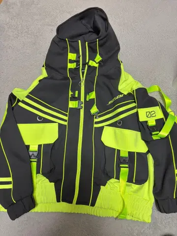 REFLEM 사이버 절개 하이넥 저지 후드티